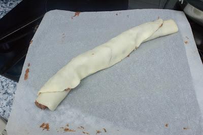 Trenza de nutella y almendra de Rapunzel Trenza de nutella y almendra de Rapunzel