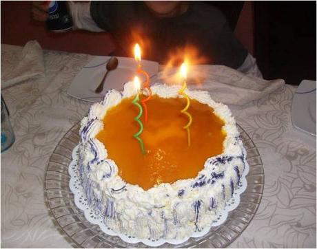 TARTA DE YEMA, TRUFA Y NATA TARTA DE YEMA, TRUFA Y NATA