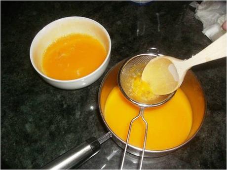 TARTA DE YEMA, TRUFA Y NATA TARTA DE YEMA, TRUFA Y NATA