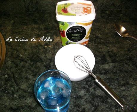 Cucharillas, con pisto manchego , bacalao y pimientos en tempura Cucharillas, con pisto manchego , bacalao y pimientos en tempura