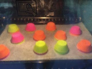 TARTALETAS DE CAFE, CHOCOLATE, NUECES Y FRAMBUESAS TARTALETAS DE CAFE, CHOCOLATE, NUECES Y FRAMBUESAS