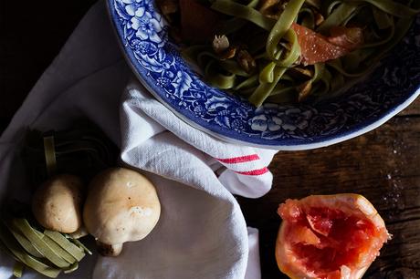 Ensalada de pasta con perrechicos y pomelo