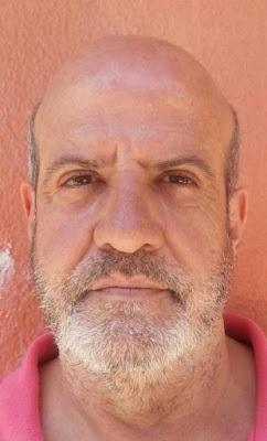 Las máscaras que limpian para la persona los granos