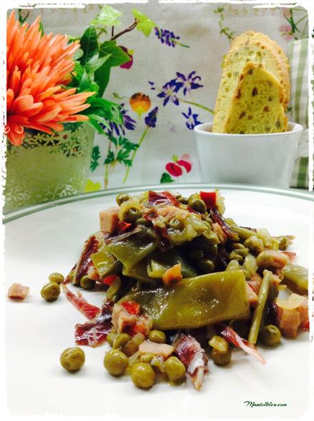 Vainas y guisantes con refrito y jamón Vainas y guisantes con refrito y jamón 2