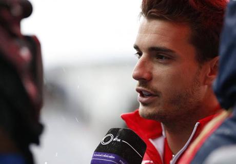 El padre de Jules Bianchi dice que los pilotos temen enfrentar a la FIA