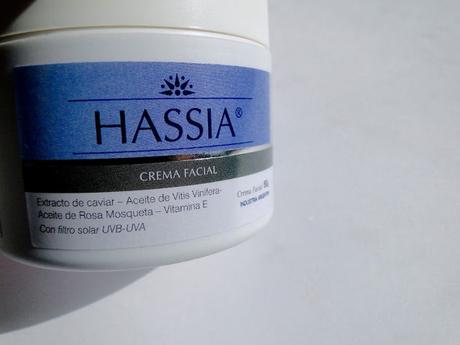 Hassia y Therasep, hidratación y nutrición profundas. Hassia y Therasep, hidratación y nutrición profundas.