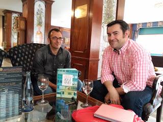 Encuentro con Isaac Rosa y su Aquí vivió. (historia de un desahucio) Encuentro con Isaac Rosa y su Aquí vivió. (historia de un desahucio)