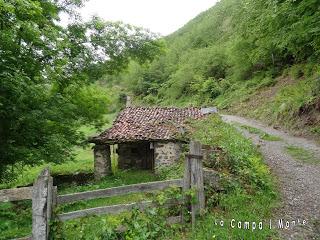 Pola del Pino-Pico Praera-L.lomba Yana