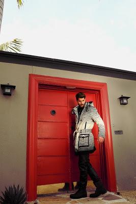 Nick Bateman para L’Officiel Hommes Ukraine por Katya Tsyganova Nick Bateman, L'Officiel Hommes, Katya Tsyganova, lookbook, Magazine, Suits and Shirts, supermodel, Aisha Rae,