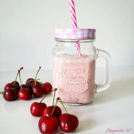 Batido de albaricoque y cerezas batido-de-albaricoque-y-cerezas