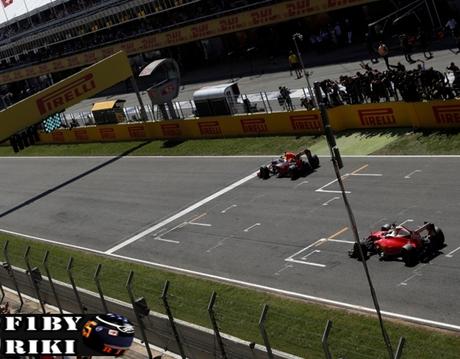 Mark Webber esta decepcionado de Ferrari y sorprendido por Ricciardo