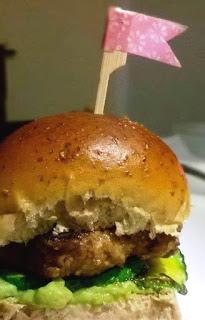 Cocinemos Hamburguesas! (veganas, sin gluten y comunes) Cocinemos Hamburguesas! (veganas, sin gluten y comunes)