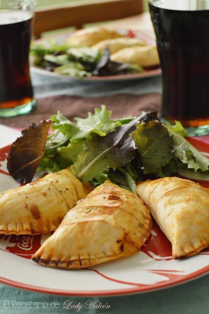 Empanadillas rápidas de bonito al horno Empanadillas rápidas de bonito al horno