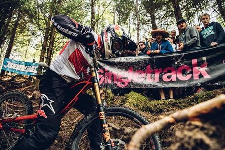 Copa del Mundo DH 2016 #3, Fort William: Minaar y Atherton repiten la victoria del año pasado Copa del Mundo DH 2016 #3, Fort William: Minaar y Atherton repiten la victoria del año pasado