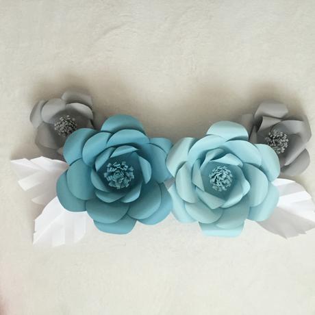 Deco llena de amor: algunos detalles artesanos para tener en tu boda Flores de papel pared