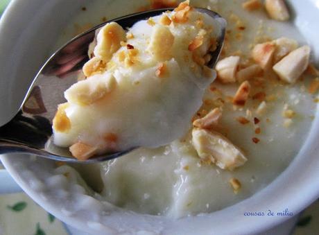 Flan libanés de coco y almendra con agua de azahar