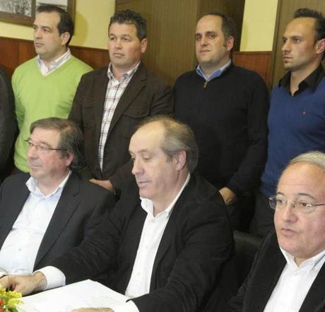 J. Antonio Silveira, directivo de la F.G.F. con García Liñares, condenado a un año de prisión por Antonio Silveira, directivo F.G.F. García Liñares, condenado prisión