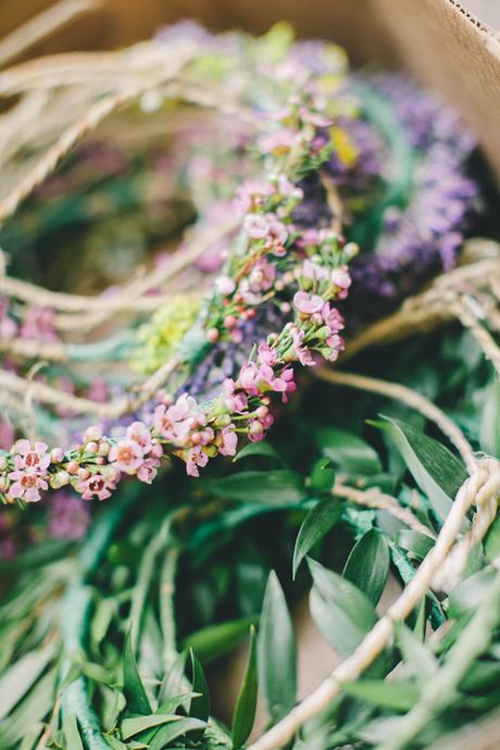 DIY Corona de flores primaveral coronas con hojas