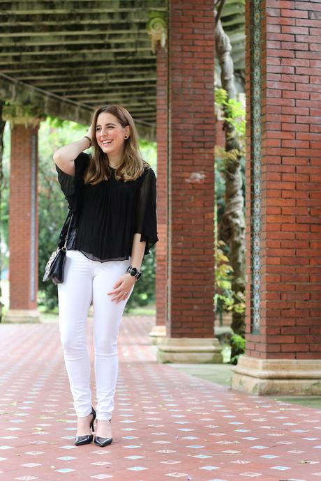 Outfit de primavera en blanco y negro