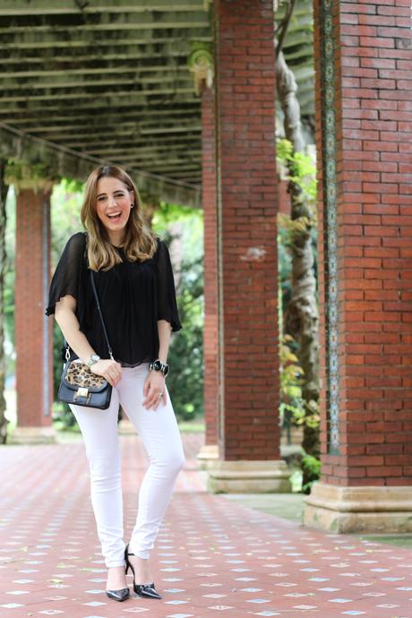 Outfit de primavera en blanco y negro