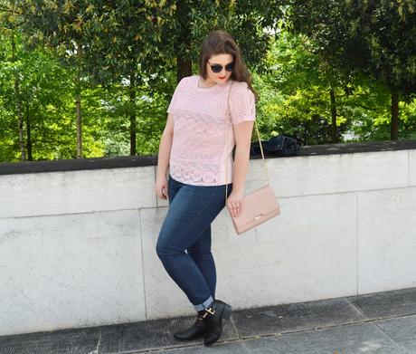 OOTD ~ Jeans + Encaje ~ Amar no significa poseer ~ #PlusBlogger