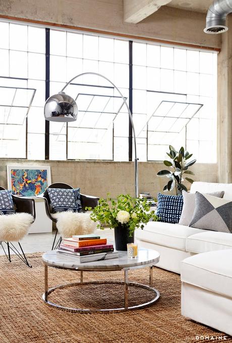 El loft cálido y personal de una estilista de moda El loft cálido y personal de una estilista de moda