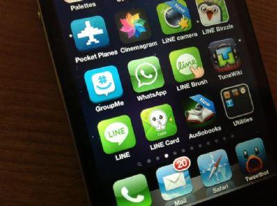 Comparativa: WhatsApp vs. GroupMe vs. LINE Comparativa: WhatsApp vs. GroupMe vs. LINE