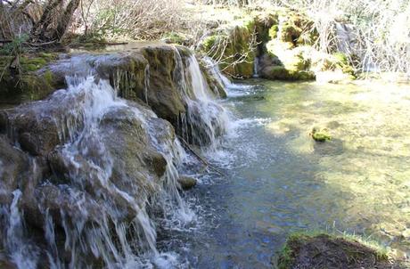 El nacimiento del río Cuervo, la mejor sinfonía de la naturaleza Los desniveles en el inicio del río Cuervo dan lugar a bellas imágenes