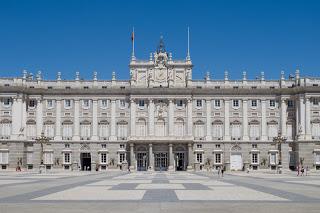 MADRID. LA NOVELA - Antonio Gómez-Rufo MADRID. LA NOVELA - Antonio Gómez-Rufo