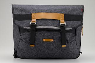 Levi's sigue apostando por el ciclista que llevas dentro Levi's Commuter, Levi´s, Commuter x Damien Correll Tee, Daniel Correl, bikers, bicicletas, Suits and Shirts, lifestyle,