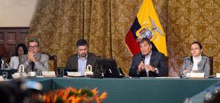 Correa considera gravísima denuncia de injerencia de CIA en Ecuador