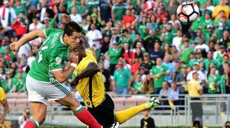 México derrotó a Jamaica 2-0 y avanzó a cuartos de final México derrotó a Jamaica 2-0 y avanzó a cuartos de final