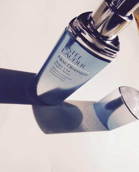 New Dimension, contouring en frasco. New Dimension, contouring en frasco.
