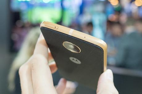 El nuevo Moto Z no tiene jack de auriculares El nuevo Moto Z no tiene jack de auriculares