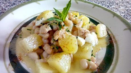 Ensalada de patatas y alubias blancas con atún - Insalata di patate e fagioli, con tonno e uova - Potato and cannellini bean salad ensaladapatatas