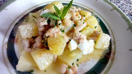 Ensalada de patatas y alubias blancas con atún - Insalata di patate e fagioli, con tonno e uova - Potato and cannellini bean salad ensaladapatatas1