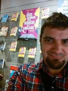 Sergio S. Morán, autor de «El dios asesinado en el servicio de caballeros» | Entrevista Sergio S. Morán, autor de «El dios asesinado en el servicio de caballeros» | Entrevista