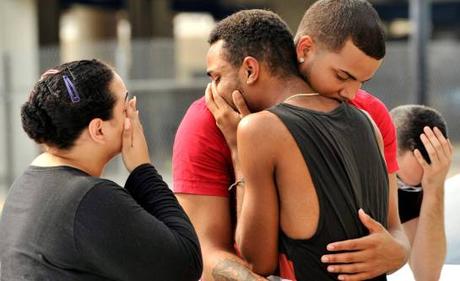 Orlando, USA. Pulse, dolor y tristeza. 1465749420_662100_1465749531_noticia_normal_recorte1.jpg