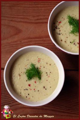 CREMA DE COLIFLOR E HINOJO CREMA DE COLIFLOR E HINOJO