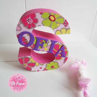 Tía Keko y manualidades con letra Tía Keko y manualidades con letra