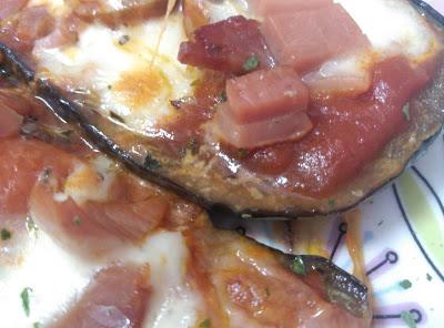 Berenjenas con tomate y mozzarella