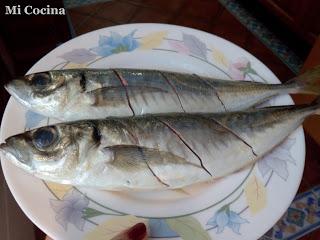 JURELES ASADOS AL ESTILO MALAGUEÑO (VIDEOS DE COMO LOS PREPARO) JURELES ASADOS AL ESTILO MALAGUEÑO (VIDEOS DE COMO LOS PREPARO)
