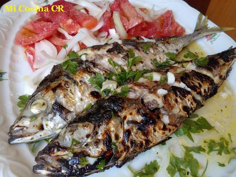 JURELES ASADOS AL ESTILO MALAGUEÑO (VIDEOS DE COMO LOS PREPARO) JURELES ASADOS AL ESTILO MALAGUEÑO (VIDEOS DE COMO LOS PREPARO)