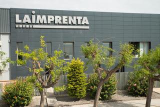 Entrevista a Juan y Mariví, gerentes de La Imprenta Comunicación Gráfica. Entrevista a Juan y Mariví, gerentes de La Imprenta Comunicación Gráfica.