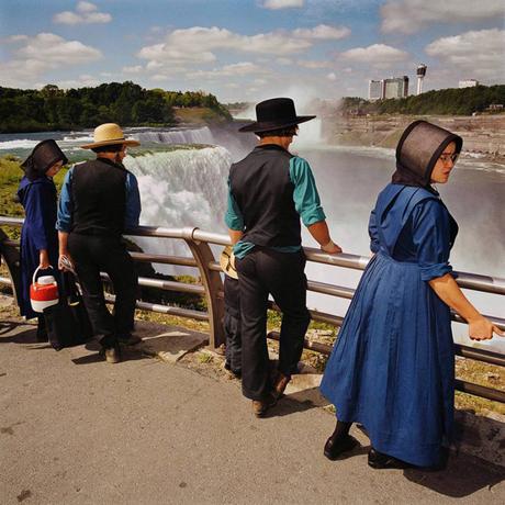 Mennonites At Overlook Niagra Falls State Park Ny