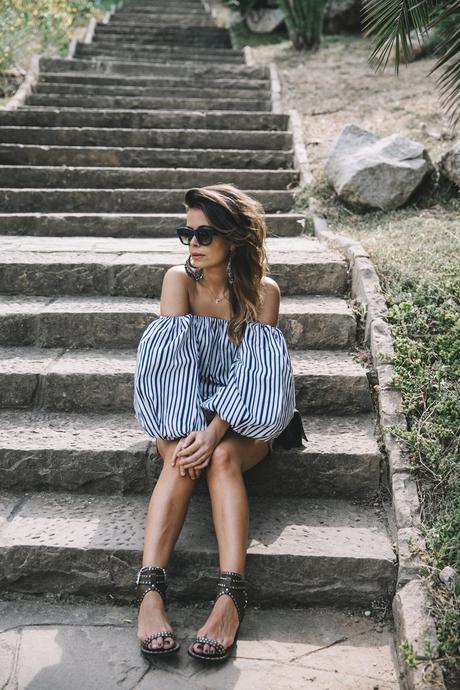 PALMS Chicwish-Off_The_Shoulders_Top-Outfit-Suede_Skirt-Free_People-Isabel_marant_Sandals-Chanel_Vintage_Bag-Statement_Earrings-Boho-Collage_Vintage-40