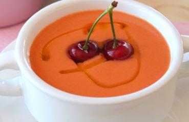 Red smothie con cerezas y gazpacho Red smothie con cerezas y gazpacho