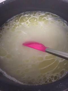 ARROZ FRITO CON GAMBAS Y PIÑA ARROZ FRITO CON GAMBAS Y PIÑA