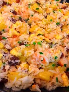 ARROZ FRITO CON GAMBAS Y PIÑA ARROZ FRITO CON GAMBAS Y PIÑA