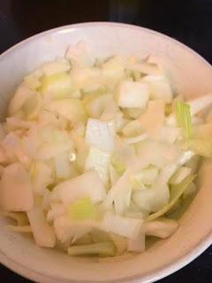 ARROZ FRITO CON GAMBAS Y PIÑA ARROZ FRITO CON GAMBAS Y PIÑA